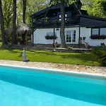 住宿加早餐酒店 Infinity Pool Near Rome