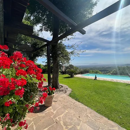 Infinity Pool Near Rome * Trevignano Romano